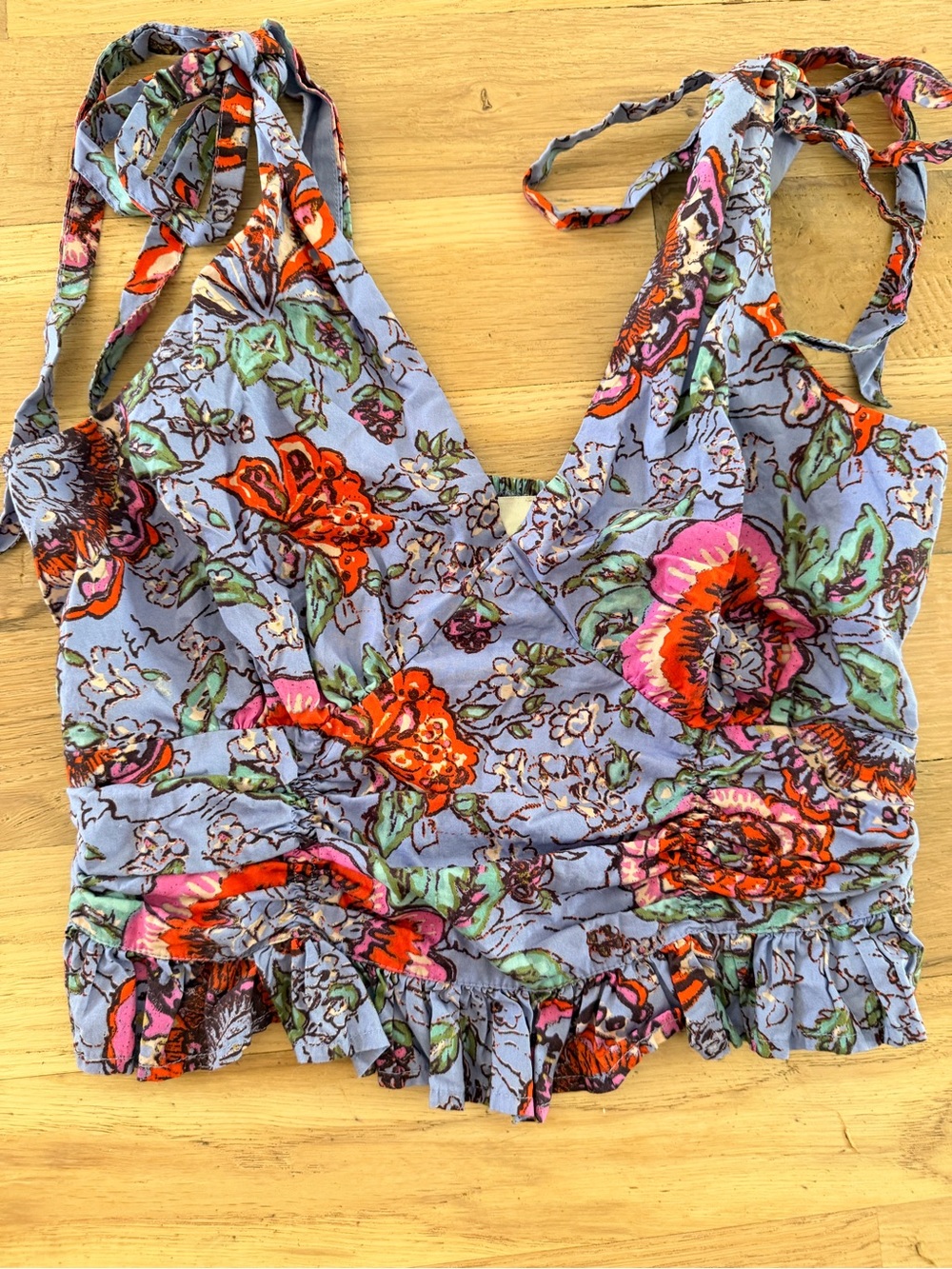 CLEOBELLA Floral Tie-Shoulder V-Neck Crop Top - Lavender